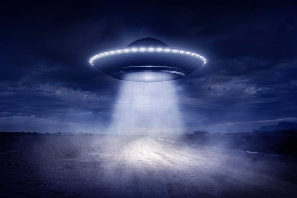 UFOs, Flying Saucers